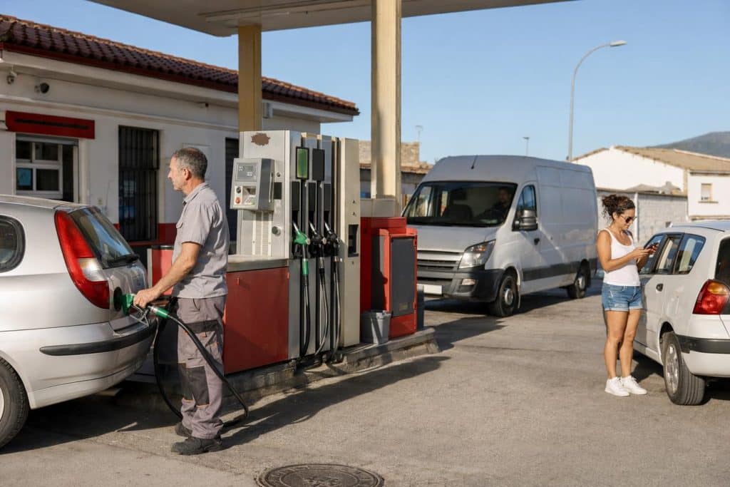 gasolineras baratas en andalucia 25
