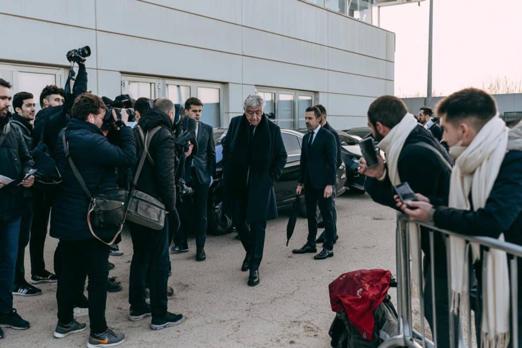 mourinho apunta a mac allister